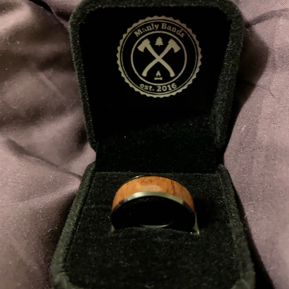 Men’s ring